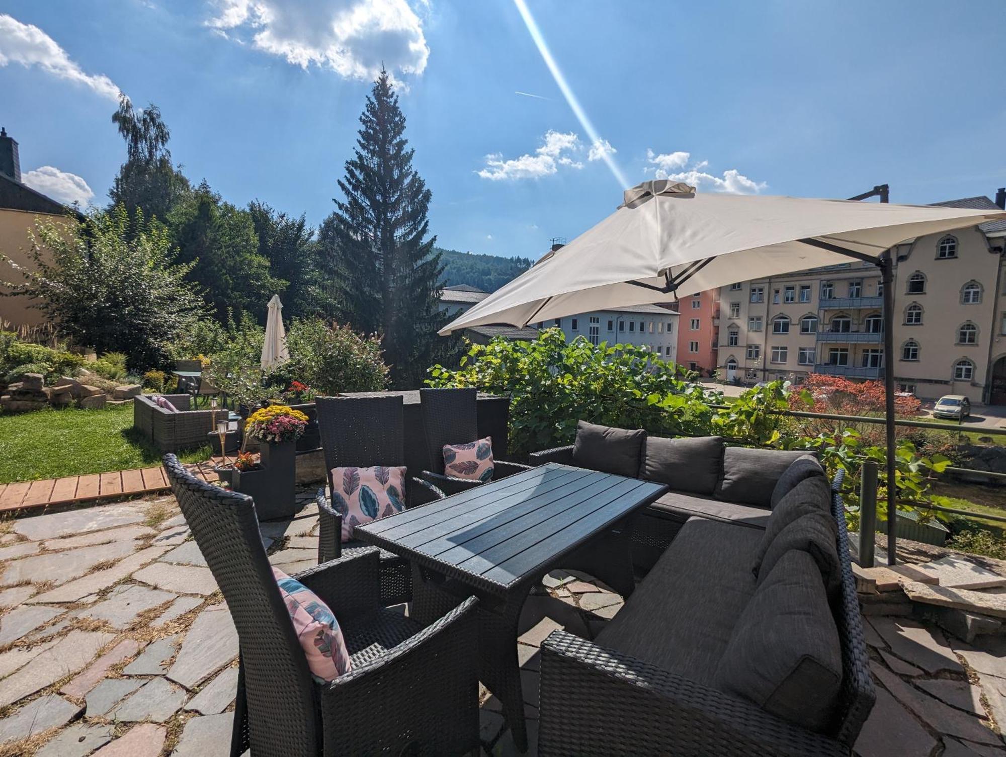F2 - Urlaubsmagie Sauna, Whirlpool, Pool & Garten Sebnitz Bagian luar foto