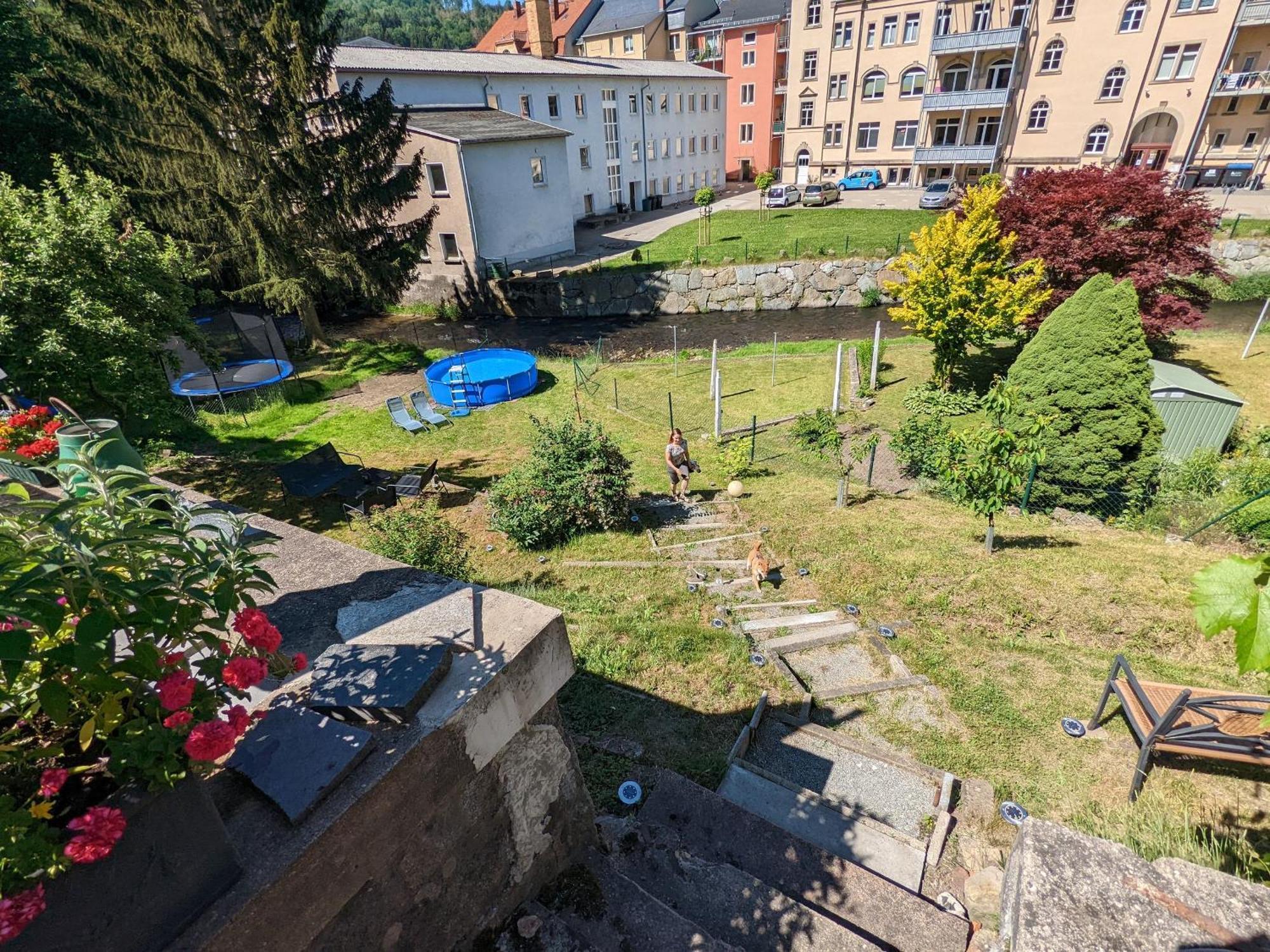 F2 - Urlaubsmagie Sauna, Whirlpool, Pool & Garten Sebnitz Bagian luar foto