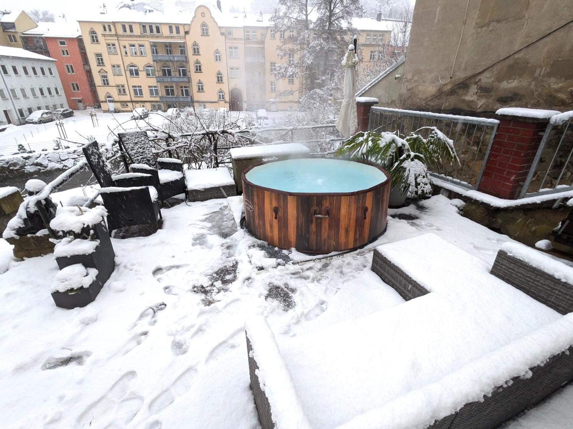 F2 - Urlaubsmagie Sauna, Whirlpool, Pool & Garten Sebnitz Bagian luar foto