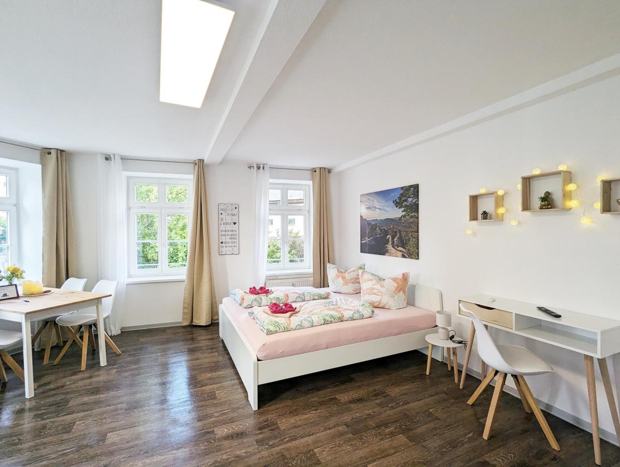 F2 - Urlaubsmagie Sauna, Whirlpool, Pool & Garten Sebnitz Bagian luar foto
